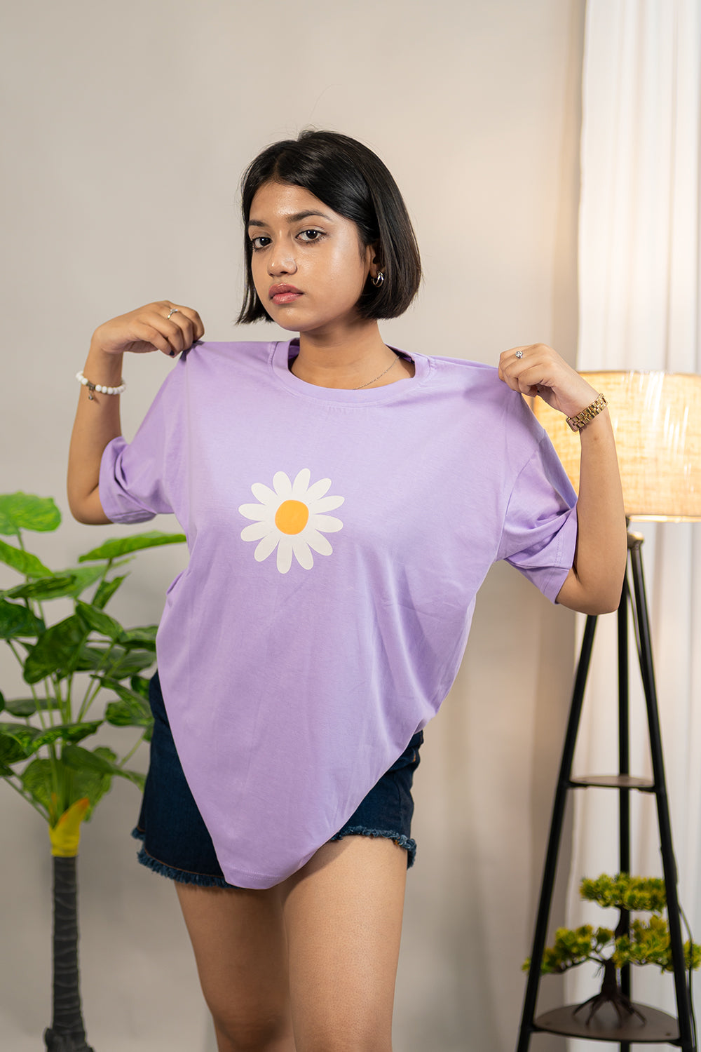 lavender flower shirt Lavender Daisy Casual Oversized T-Shirt – Feynor