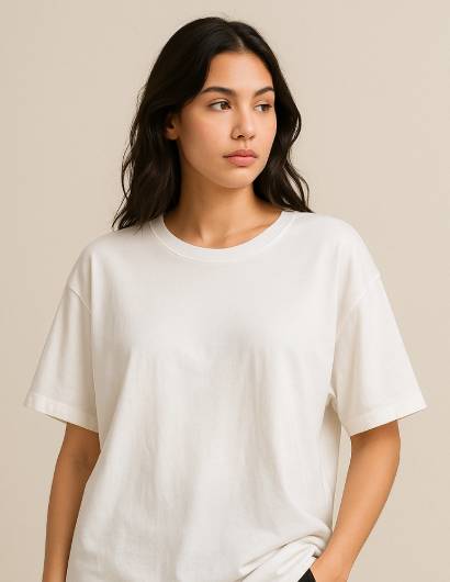 5 Ways to Style Oversized Women’s T-Shirts from Feynor